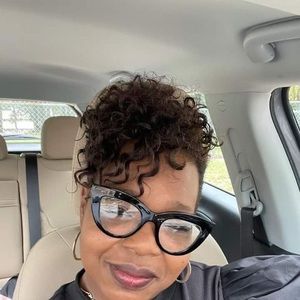 Meet your Posher, Latonia